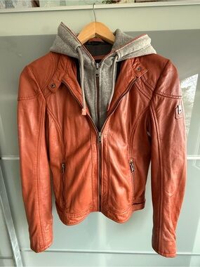 MAURITIUS LEATHER JACKET WITH FULL REMOVEABLE HOODIE